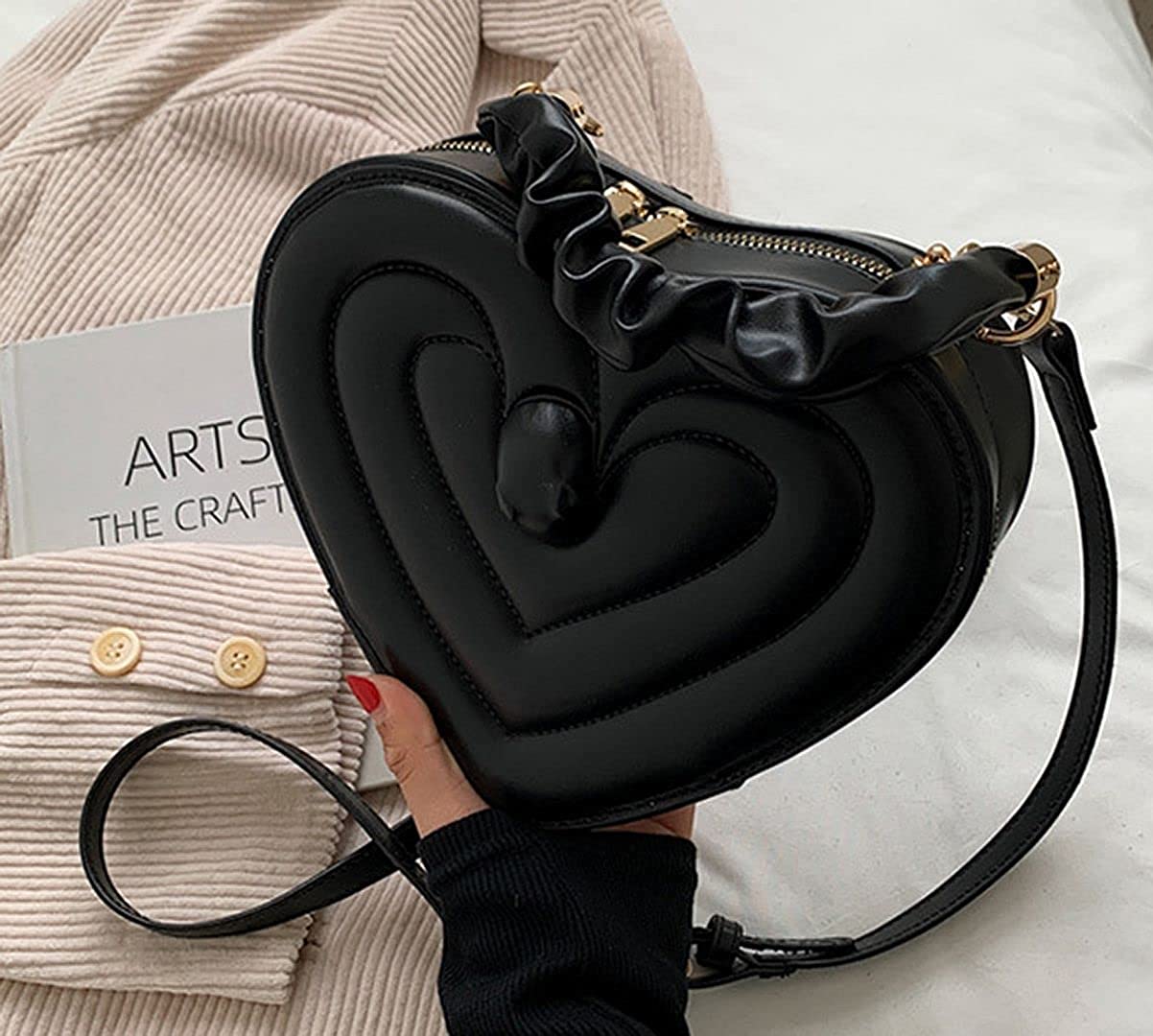 The Best Heart-Shaped Designer Bags, from Coperni to Alaia | Vogue